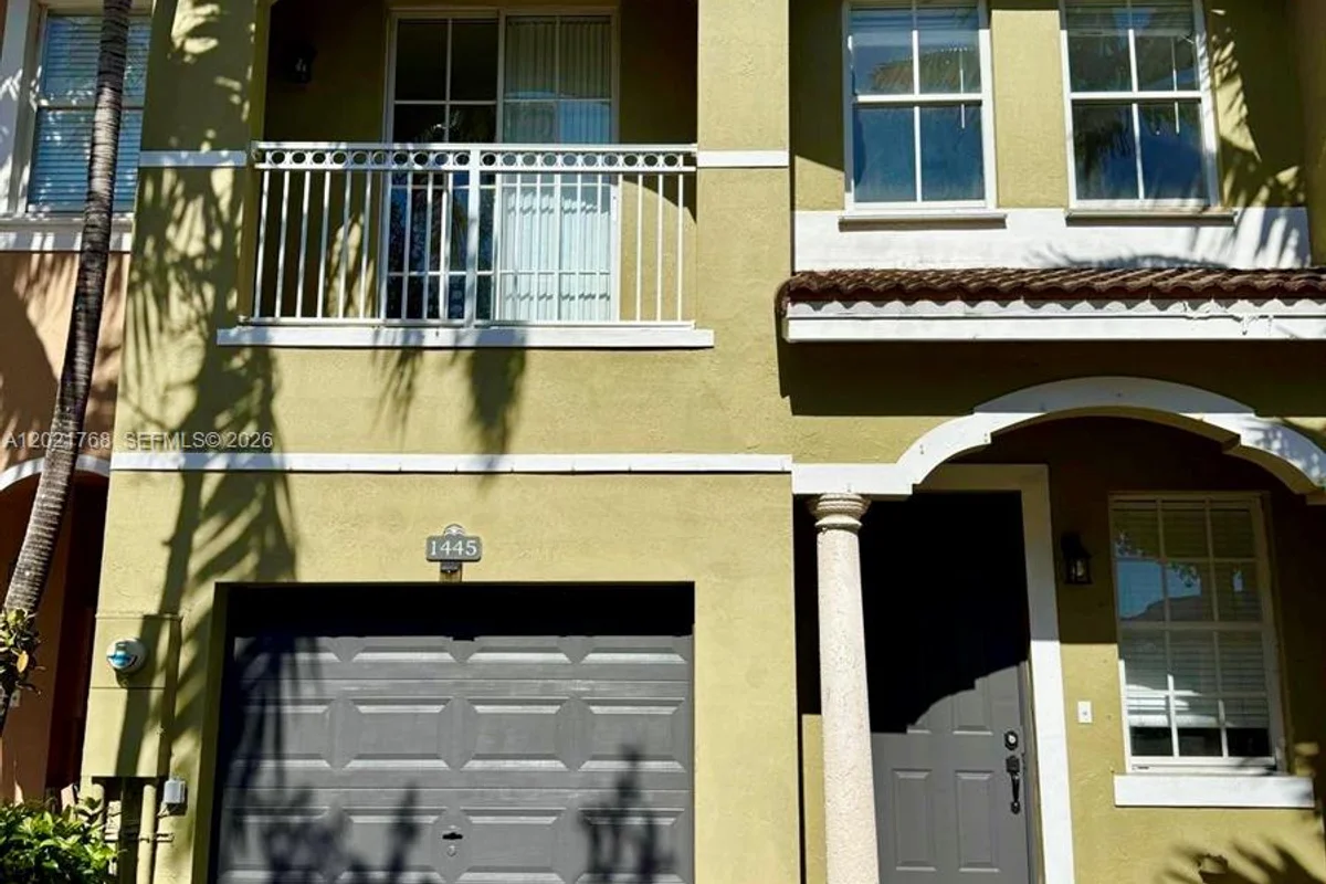 1445 SE 24th Rd, Homestead: photo 1 of 31