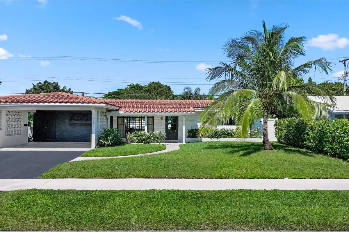 2157 NE 61st Ct, Fort Lauderdale: photo 1 of 46