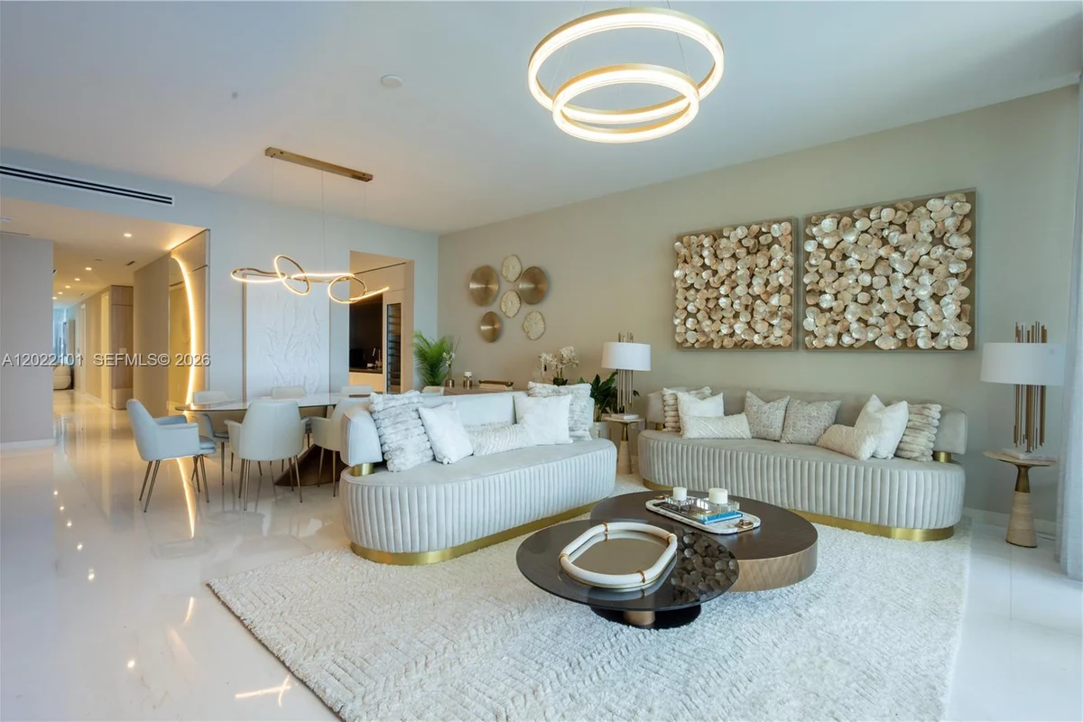 300 Biscayne Boulevard Way #2203C, Miami: photo 1 of 30