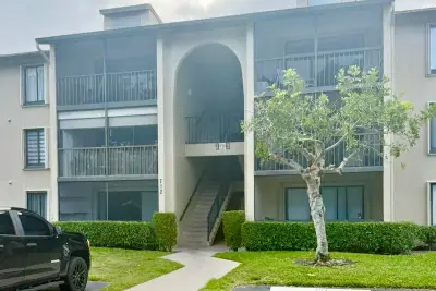 712 Sunny Pine Way #E3, Greenacres: photo 1 of 1