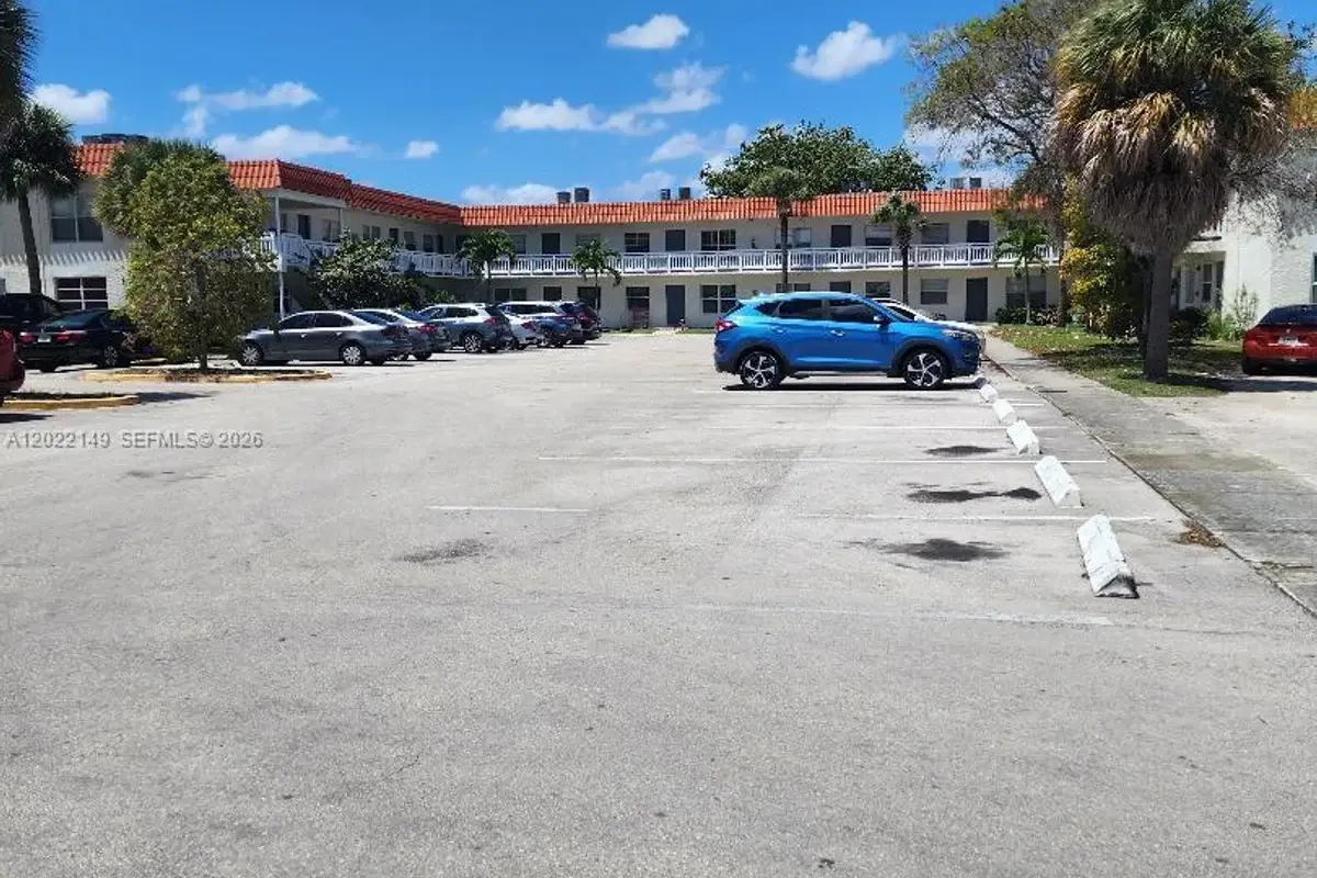 1331 S Dixie Hwy #316, Deerfield Beach: photo 1 of 9