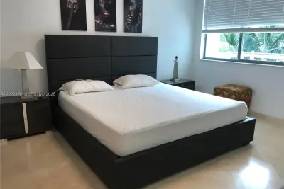 110 Washington Ave #1614, Miami Beach: photo 1 of 22