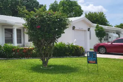 7110 NW 73rd Ave, Tamarac: photo 1 of 9