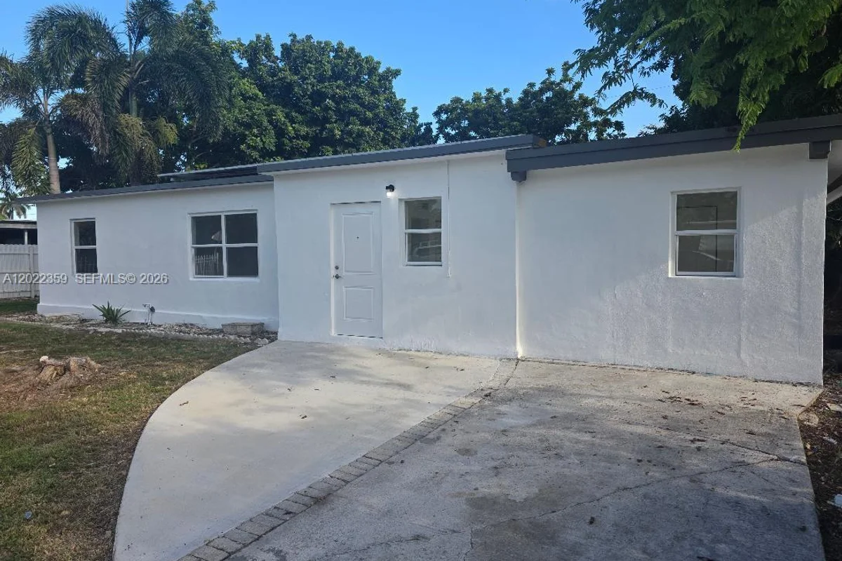 15340 Garfield Dr, Homestead: photo 1 of 15