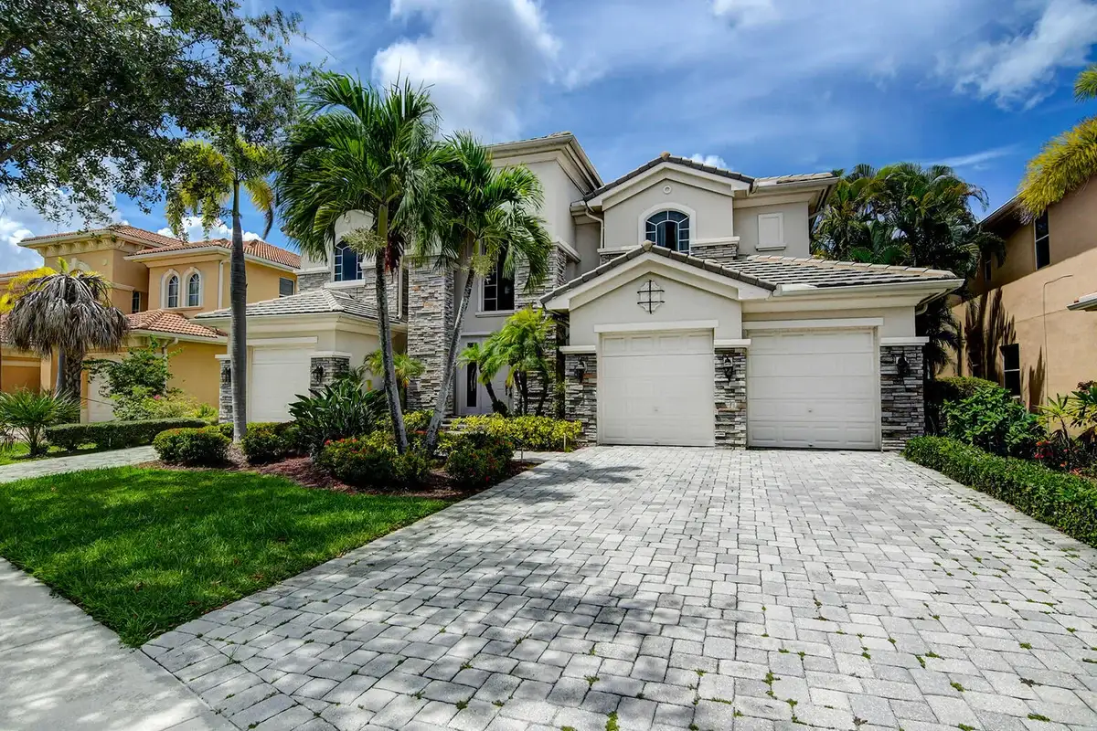 670 Edgebrook Ln, West Palm Beach: photo 1 of 79