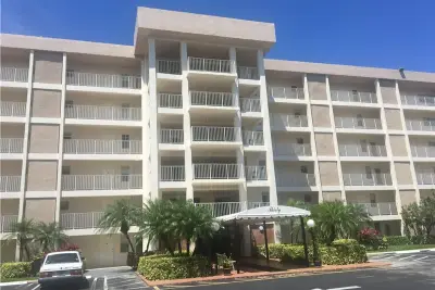 2851 S Palm Aire Dr #309, Pompano Beach: photo 1 of 10