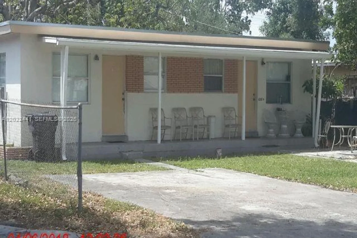 6316 Pierce St, Hollywood: photo 1 of 8
