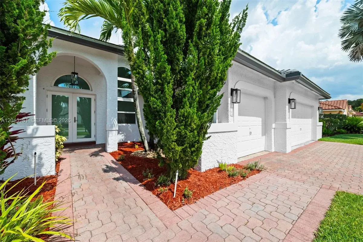 3292 Ridge Trace, Davie: photo 1 of 53
