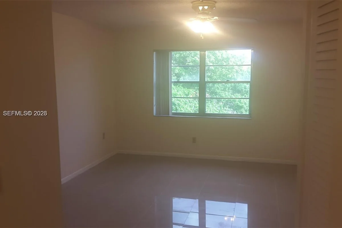 4384 NW 9th Ave #18-3B, Deerfield Beach: photo 1 of 8