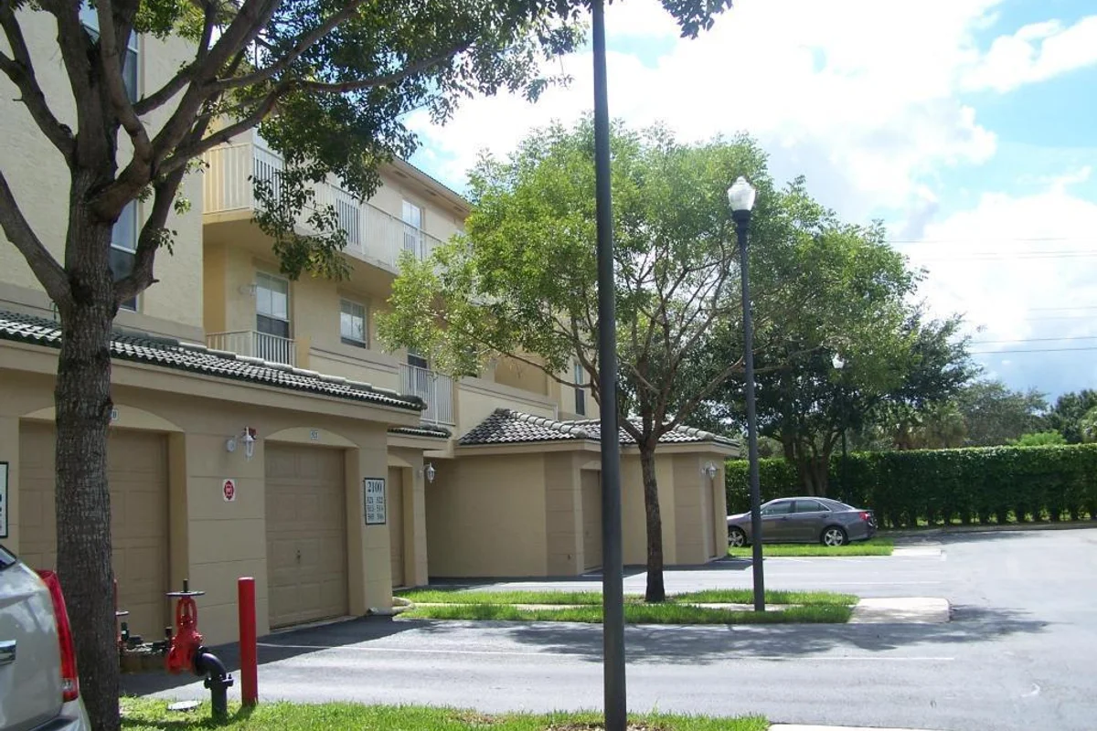 2100 Greenview Shores Blvd #519, Wellington: photo 1 of 25