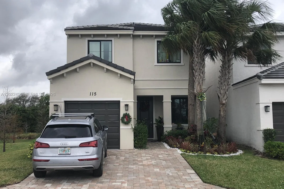115 NW 36th Ave, Pompano Beach: photo 1 of 18
