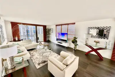 1500 Bay Rd #1114S, Miami Beach: photo 1 of 29