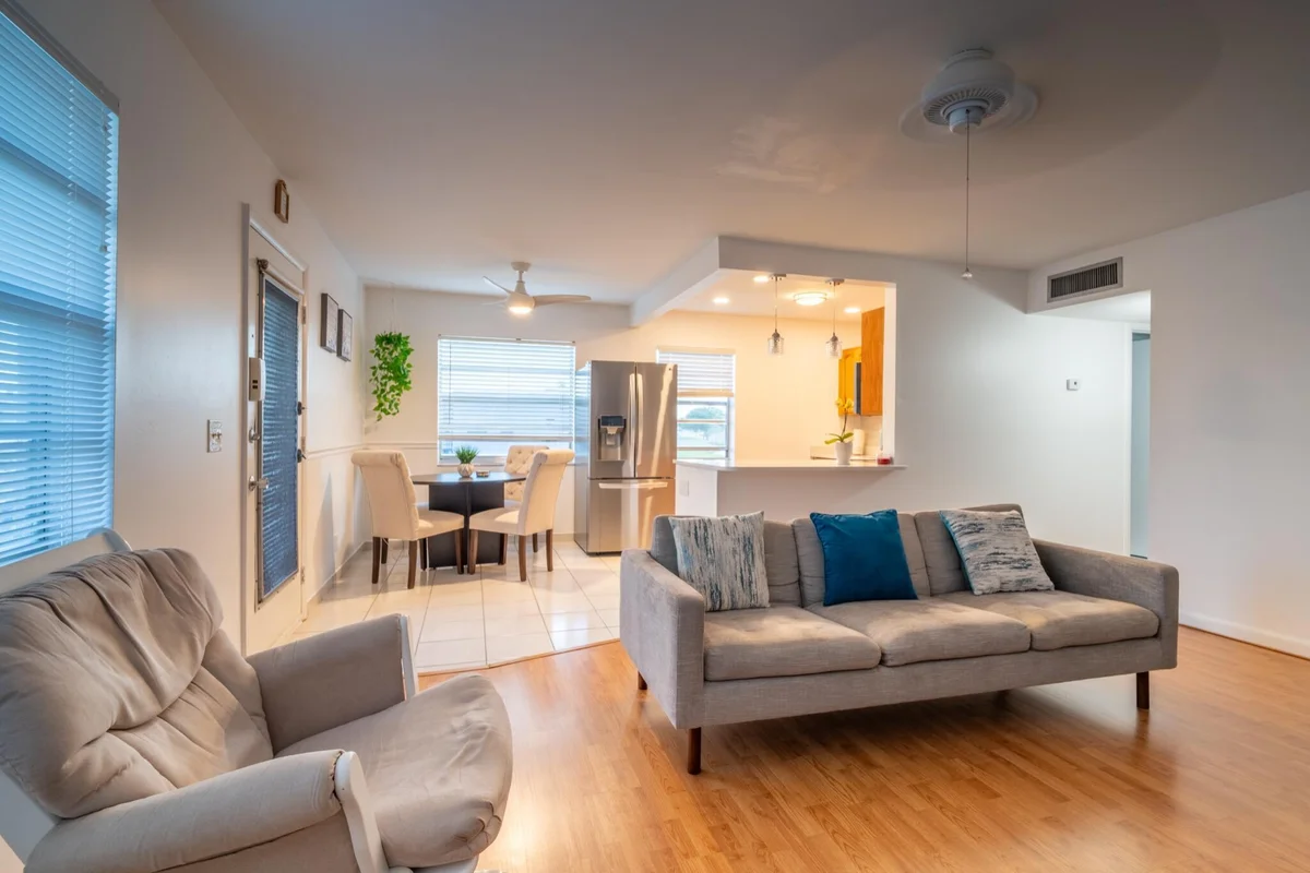 313 Burgundy G, Delray Beach: photo 1 of 30