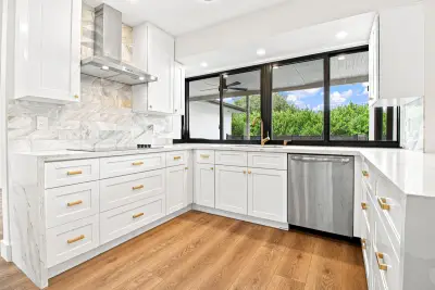 3900 N 45th Ave, Hollywood: photo 1 of 34