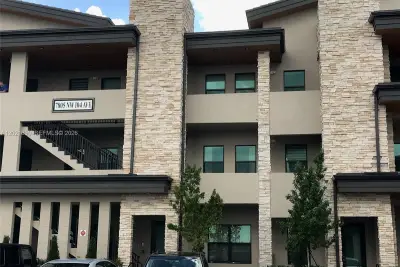 7805 NW 104 Ave #31, Doral: photo 1 of 23
