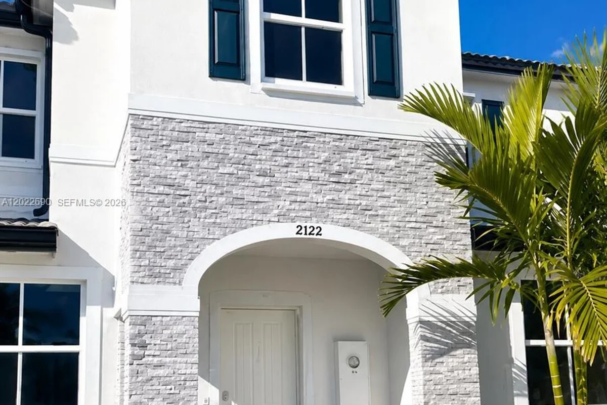 29281 SW 163rd Ct, Homestead: photo 1 of 10