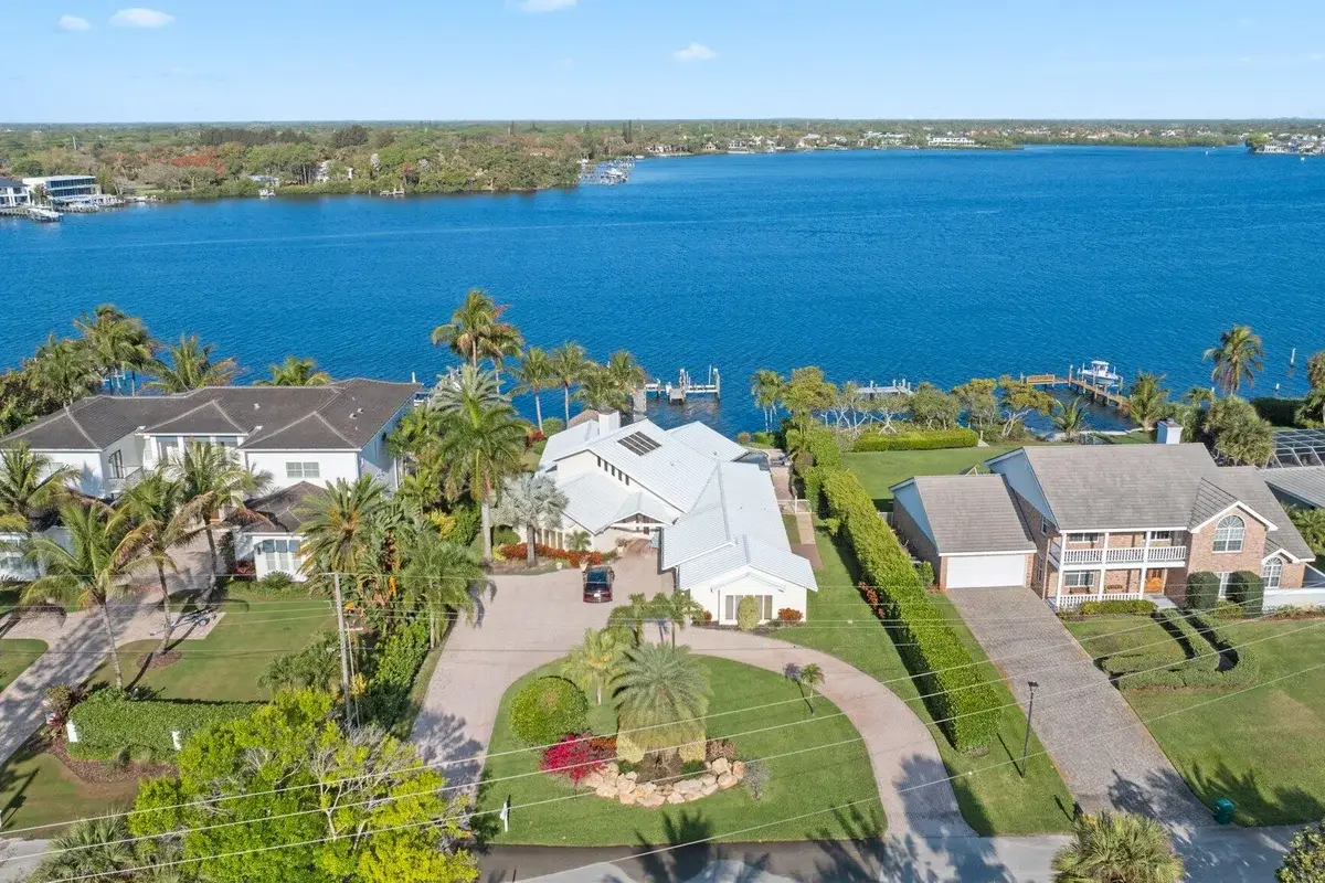 163 River Dr, Tequesta: photo 1 of 47