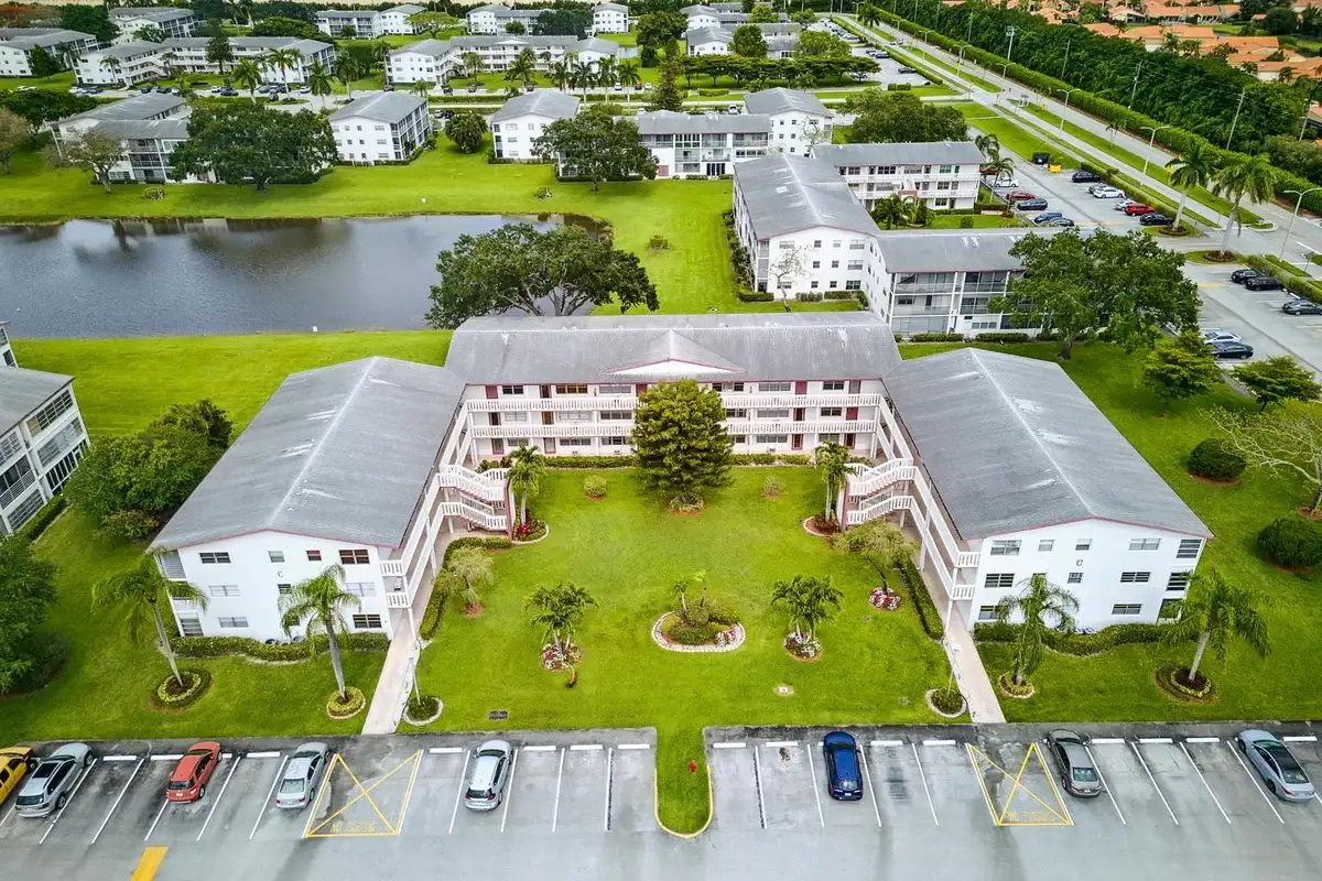 96 Fanshaw, Boca Raton: photo 1 of 38
