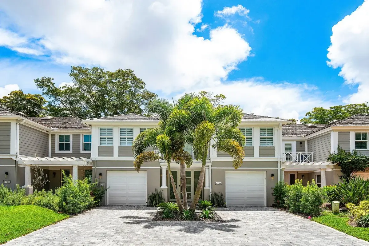 5768 NW 39th Ave, Boca Raton: photo 1 of 49