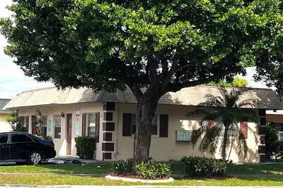 4130 NW 31st Ter #1, Lauderdale Lakes: photo 1 of 12