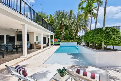 272 Imperial Ln, Lauderdale-by-the-Sea: photo 1 of 101