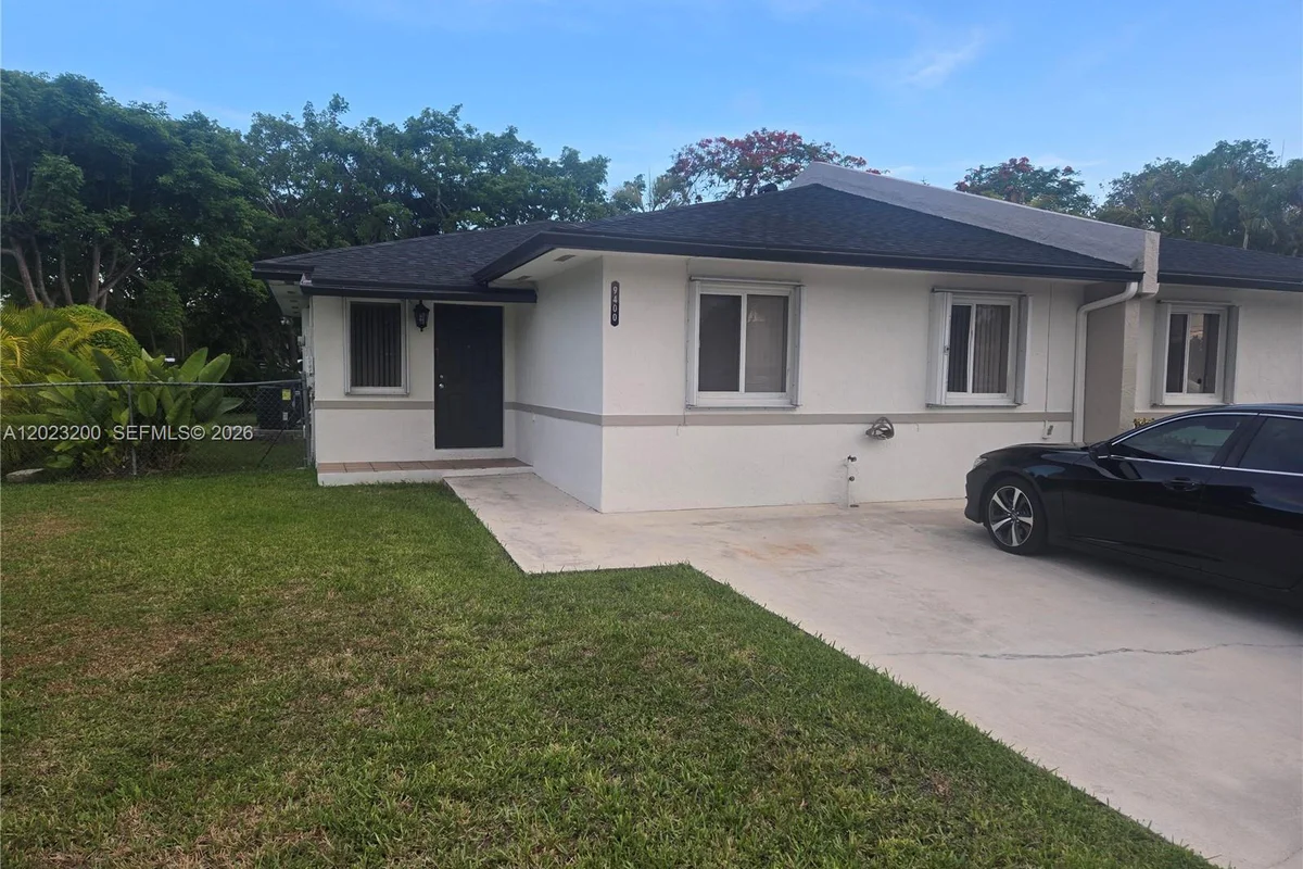 9400 SW 169th St, Palmetto Bay: photo 1 of 21