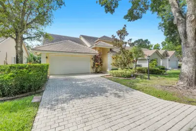 12720 NW 20th Ct, Coral Springs: photo 1 of 1