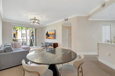1803 N Flagler Dr #203, West Palm Beach: photo 1 of 22