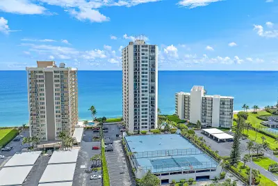 5420 N Ocean Dr #305, Riviera Beach: photo 1 of 20