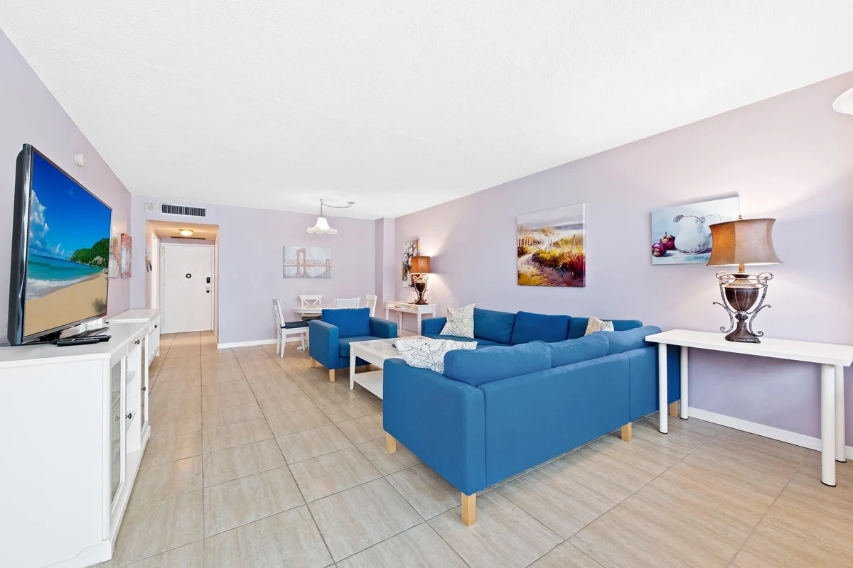 3725 S Ocean Dr #420, Hollywood: photo 1 of 16