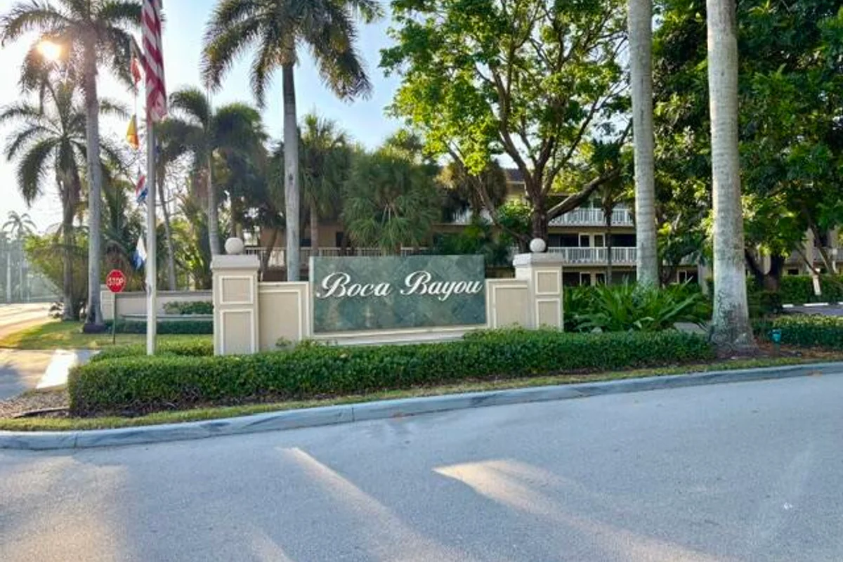 21 Royal Palm Way #2020, Boca Raton: photo 1 of 93