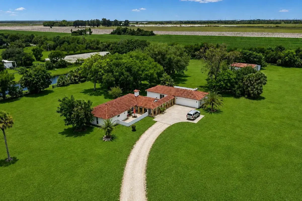 1029 Arabian Dr, Loxahatchee: photo 1 of 14