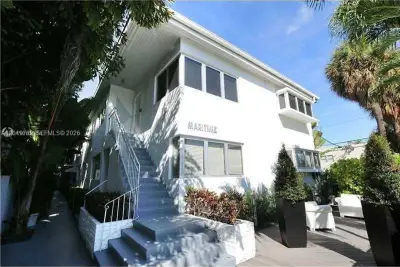 1616 Euclid Ave #6, Miami Beach: photo 1 of 9