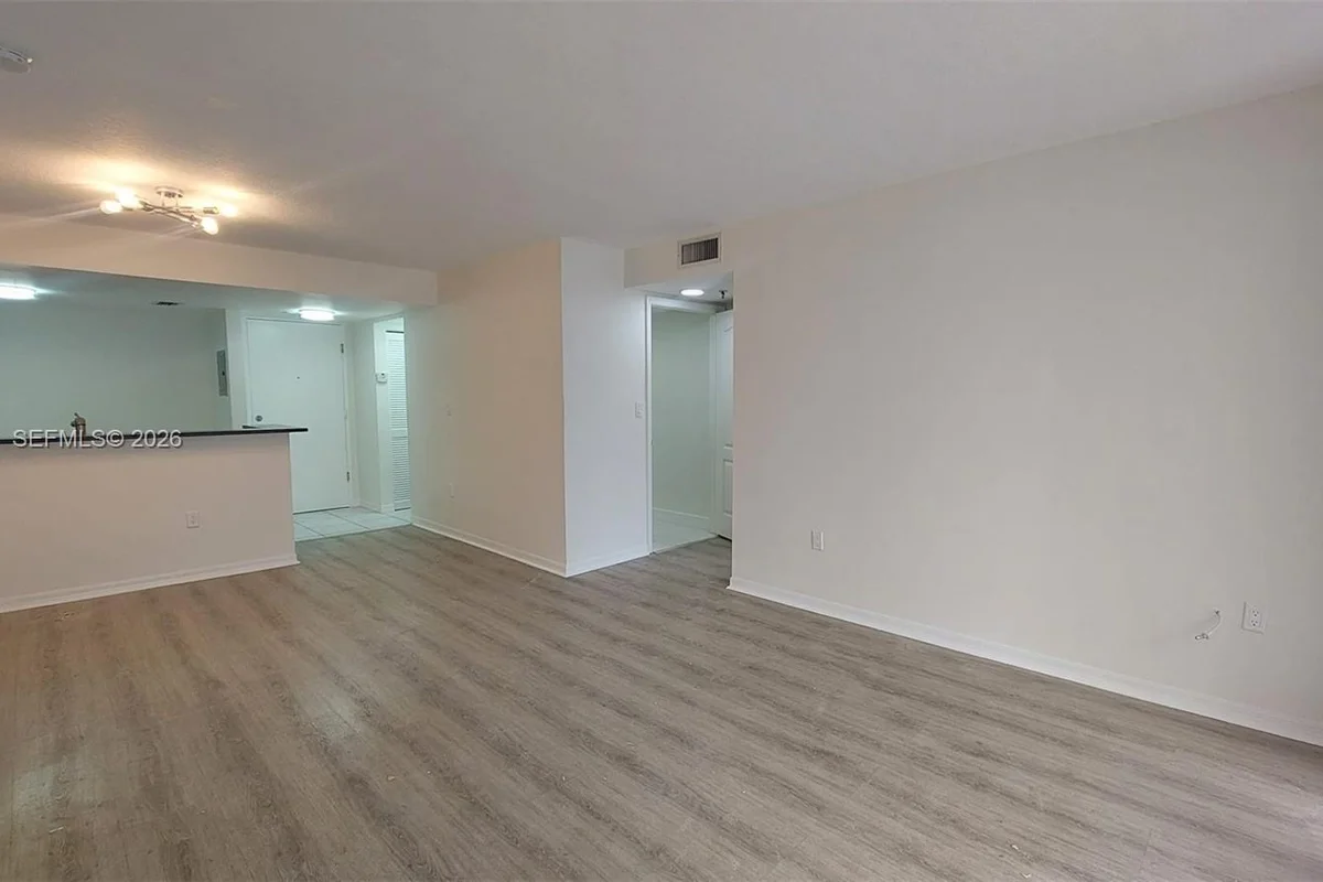 2642 Collins Ave #408, Miami Beach: photo 1 of 15