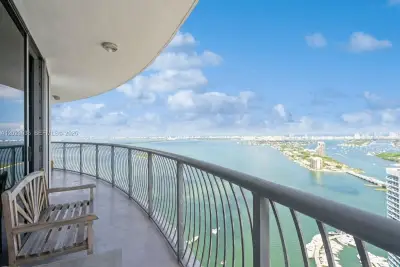 1750 N Bayshore Dr #4702, Miami: photo 1 of 16
