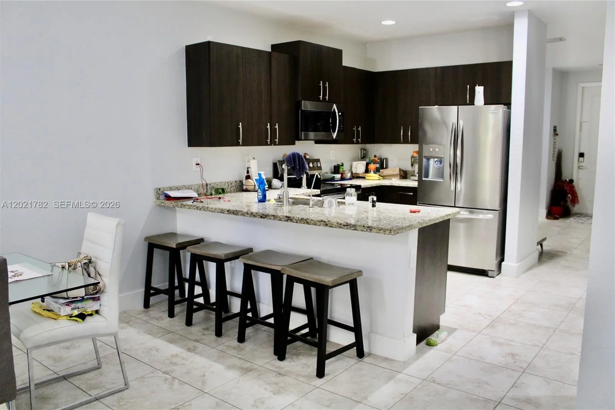 1463 SE 24th Ter, Homestead: photo 1 of 6