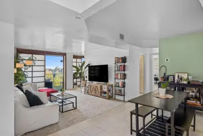 3500 Blue Lake Dr #503, Pompano Beach: photo 1 of 23