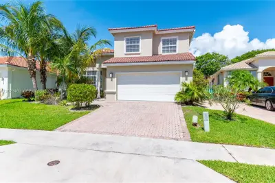 7131 NW Turtle Walk, Boca Raton: photo 1 of 59