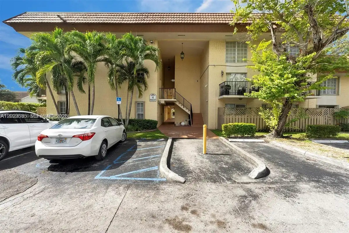 8550 SW 109th Ave #5-119, Miami: photo 1 of 19