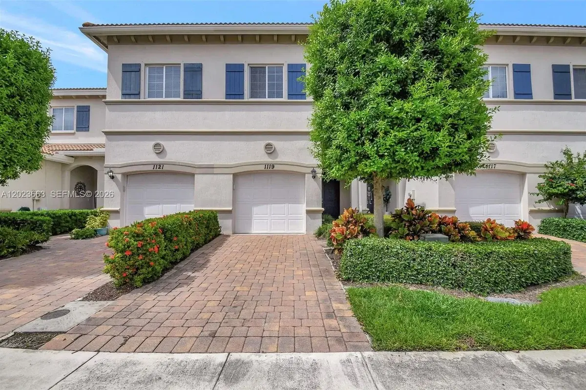 1119 Vermilion Dr, Lake Worth: photo 1 of 38