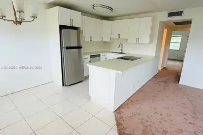 335 Brighton H, Boca Raton: photo 1 of 16