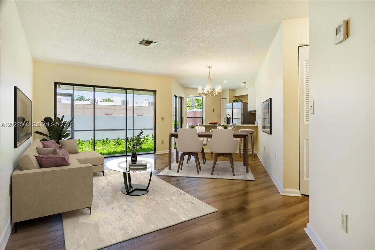 275 NW 36th Ave, Deerfield Beach: photo 1 of 29