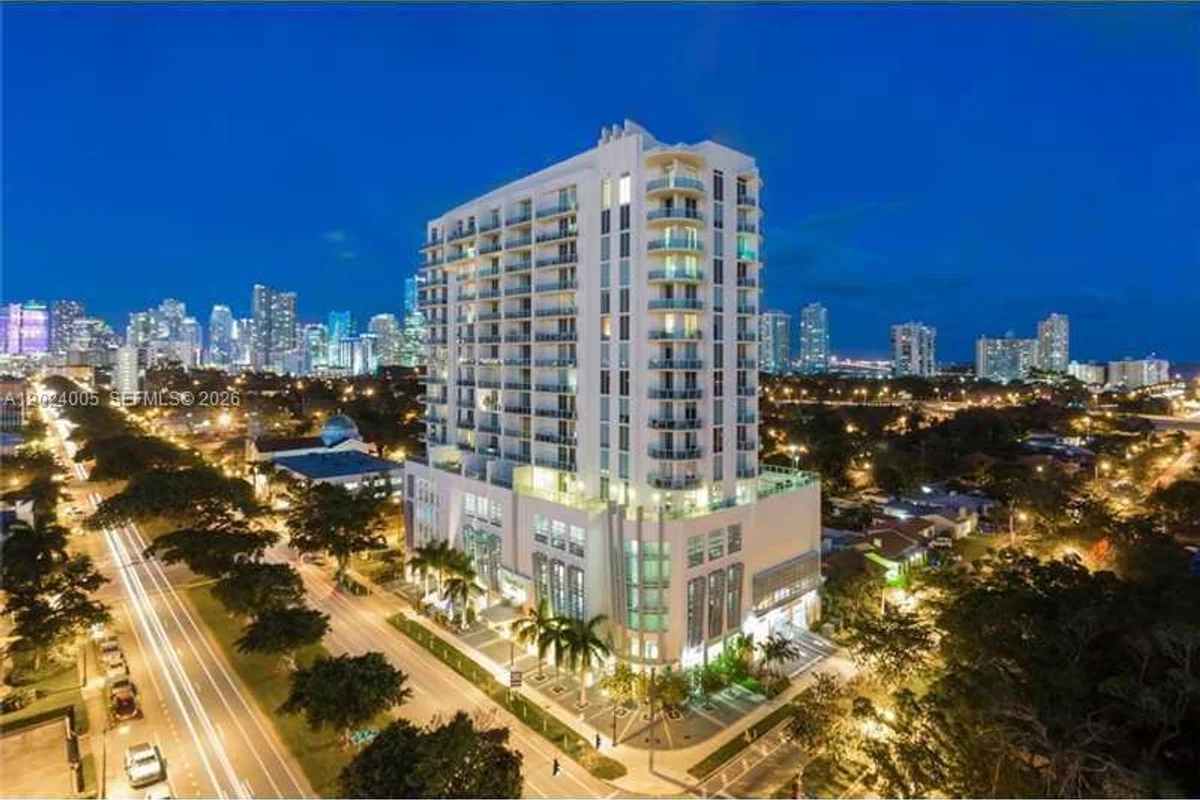 2525 SW 3 Ave #1006, Miami: photo 1 of 13
