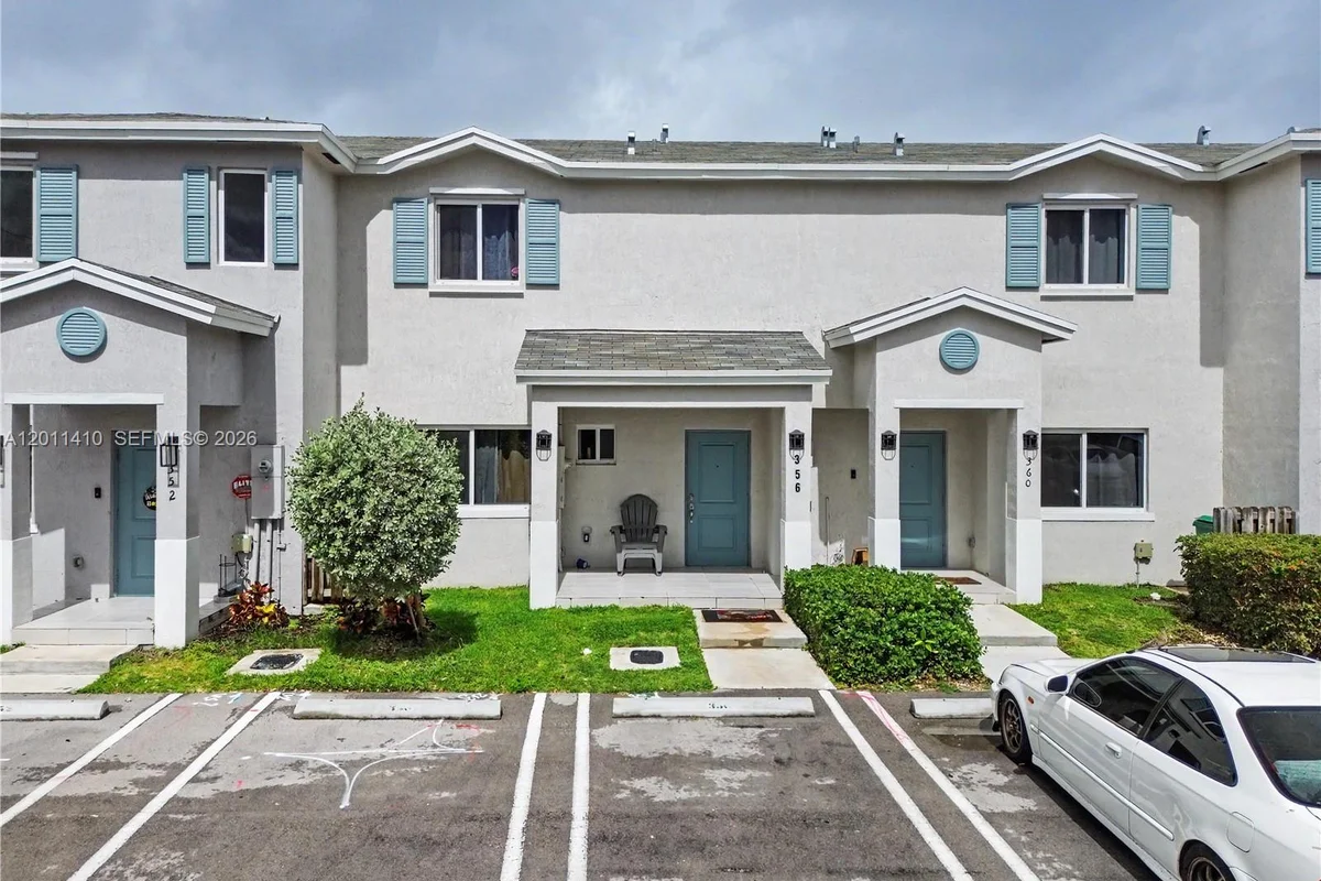 356 NW 12th Pl, Florida City: photo 1 of 39