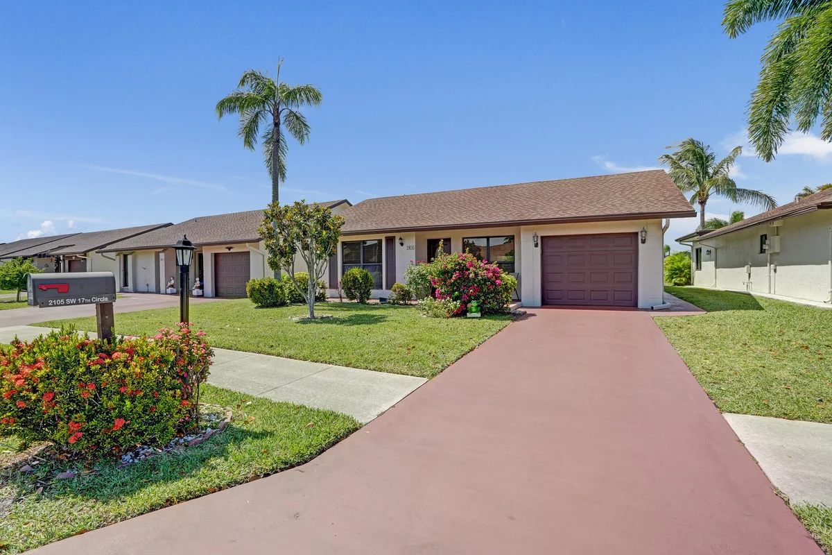 2105 SW 17th Cir, Deerfield Beach: photo 1 of 95