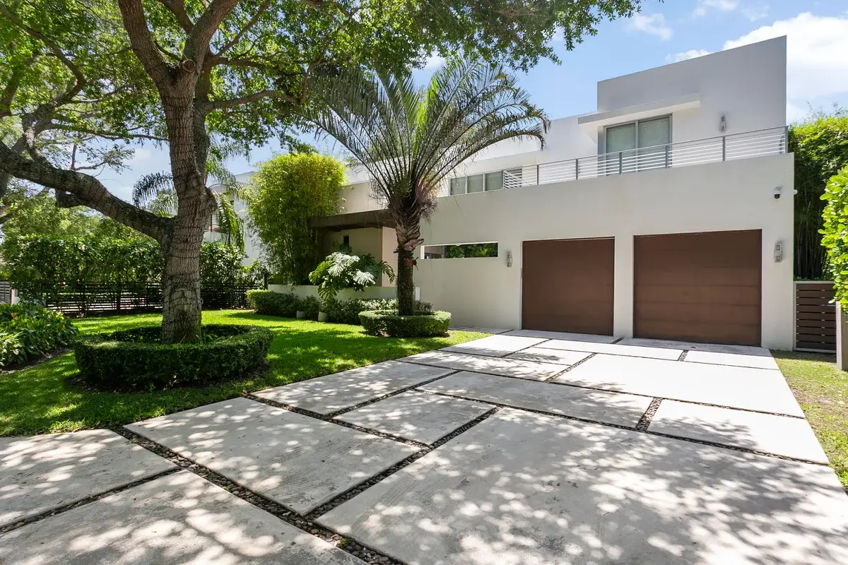 7700 SW 53rd Ct, Miami: photo 1 of 73
