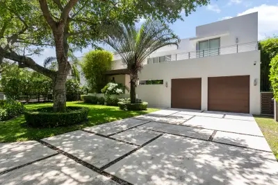 7700 SW 53rd Ct, Miami: photo 1 of 73