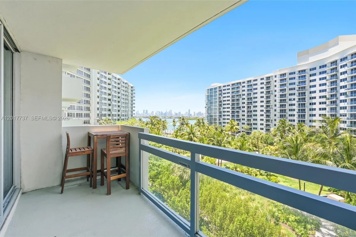 1500 Bay Rd #666S, Miami Beach: photo 1 of 32