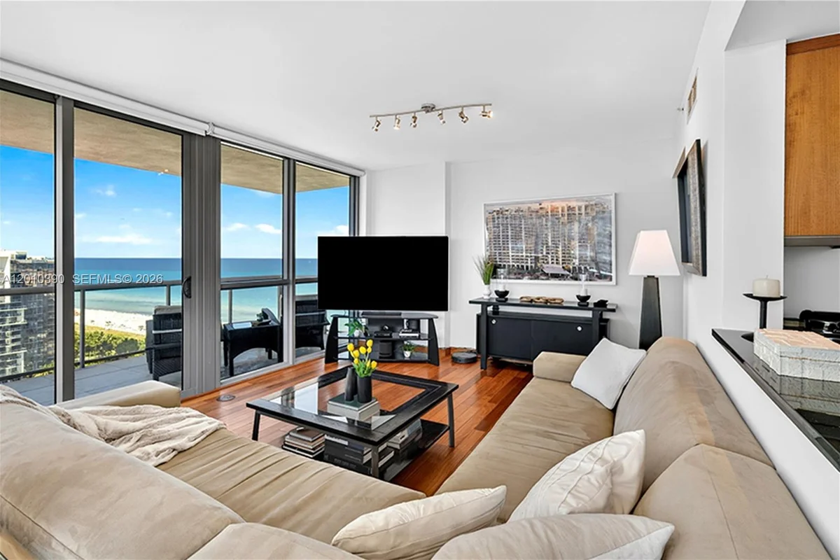 101 20th St #2601, Miami Beach: photo 1 of 37