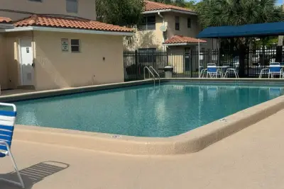3211 NW 103rd Ter #106-c, Coral Springs: photo 1 of 21